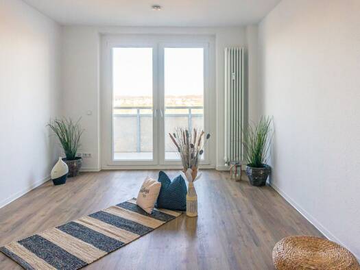 Wohnung zur Miete 250 € 1 Zimmer 26,4 m² 11. Geschoss frei ab 15.08.2026 Promenadenstraße 5 Zentrum Zentrum 09111
