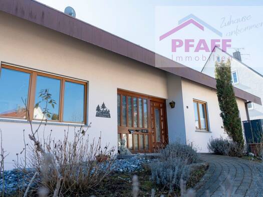 Wohnung zur Miete 1.400 € 4 Zimmer 135 m² frei ab 01.12.2026 Welschingen Engen 78234
