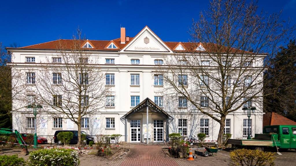 Lagerhalle zur Miete provisionsfrei 5,50 € 130 m² Lagerfläche Heidenau 01809