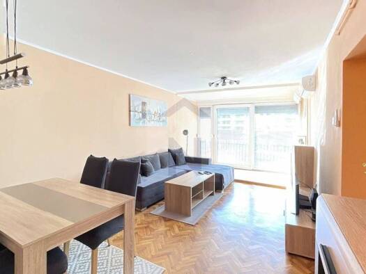 Wohnung zur Miete 850 € 2 Zimmer 59 m² Geschoss 1/5 Zagreb 10000