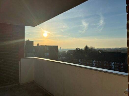 Wohnung zur Miete 614 € 3 Zimmer 89 m² 7. Geschoss frei ab 04.03.2026 Erlenweg 5 Schleswig 24837