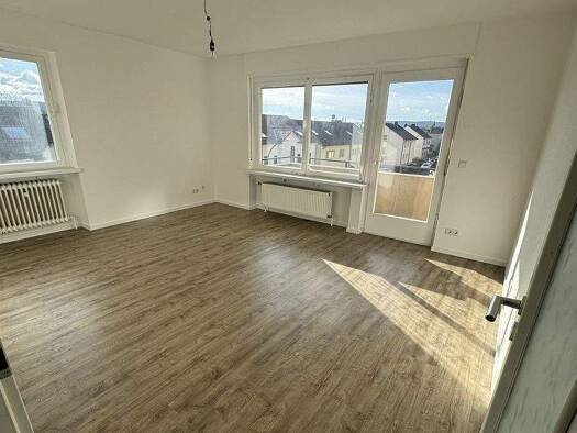 Wohnung zur Miete 790 € 4 Zimmer 81,9 m² 2. Geschoss frei ab sofort Schlesierstraße 9 Obernburg Obernburg am Main 63785