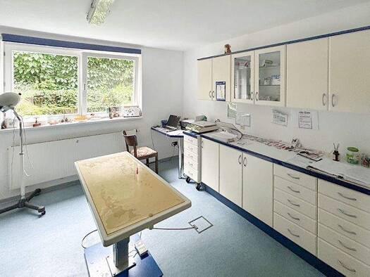 Praxis zum Kauf 490.000 € 175 m² Bürofläche Sarstedt 31157