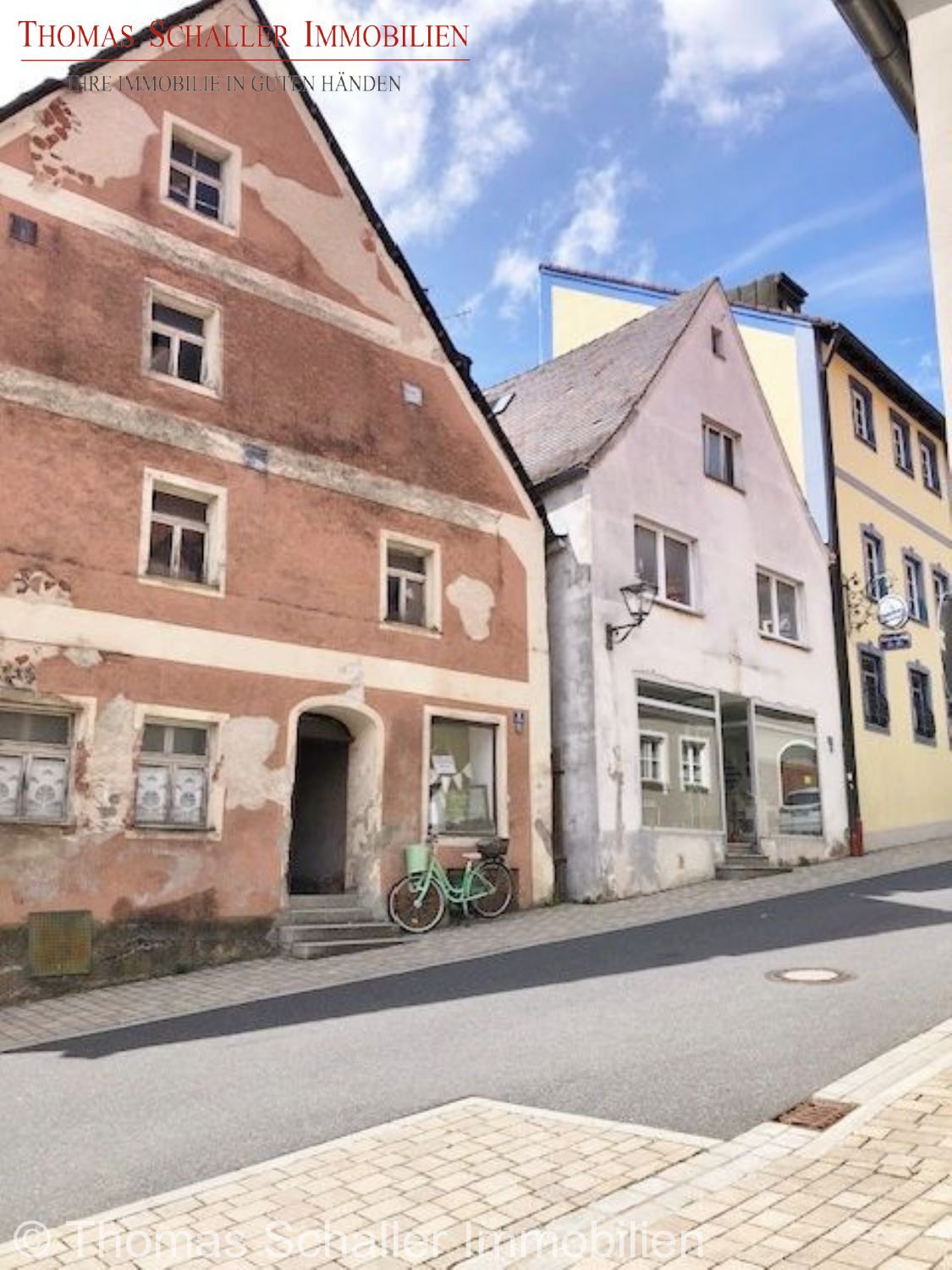 Einfamilienhaus zum Kauf 168.500 € 10 Zimmer 540 m²<br/>Wohnfläche 324 m²<br/>Grundstück Velburg Velburg 92355