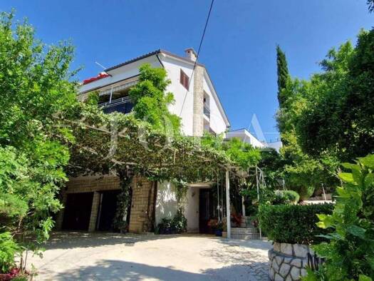 Haus zum Kauf 1.550.000 € 13 Zimmer 550 m² Dramalj