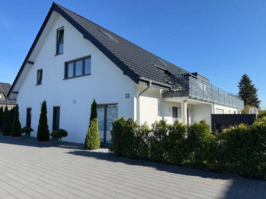 Mehrfamilienhaus zum Kauf als Kapitalanlage geeignet 1.999.000 € 618,5 m² 1.194 m² Grundstück Lockhausen Bad Salzuflen 32107