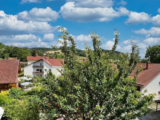 Wohnung zur Miete 883 € 3 Zimmer 98 m² Geschoss 1/2 frei ab 15.08.2026 Deggenau Deggendorf 94469