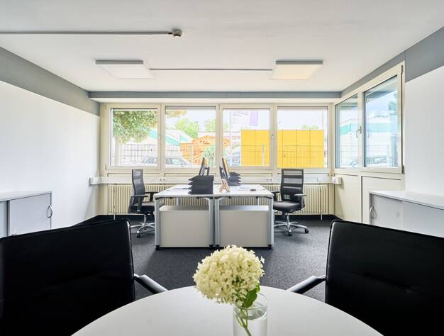 Bürofläche zur Miete 396 € 29,2 m² Bürofläche Benzstraße 2 Frickenhausen Frickenhausen 72636