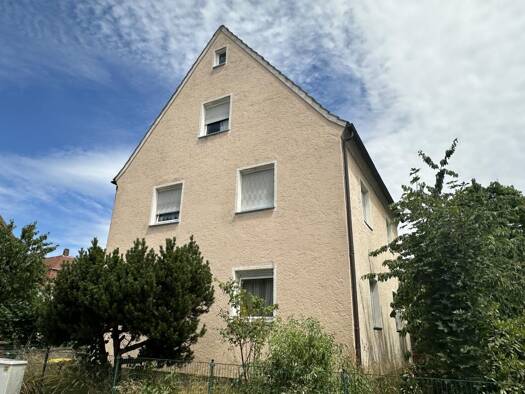 Haus zum Kauf 115.000 € 7 Zimmer 130 m² 370 m² Grundstück Neustadt Neustadt b.Coburg 96465