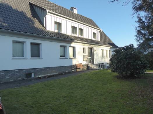 Wohnung zur Miete 495 € 2 Zimmer 62 m² Dachgeschoss frei ab sofort Heidberg Reichshof / Heidberg 51580