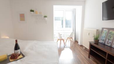 Wohnung zur Miete Wohnen auf Zeit 650 € 1 Zimmer 30 m² frei ab sofort Aachen Aachen 52072