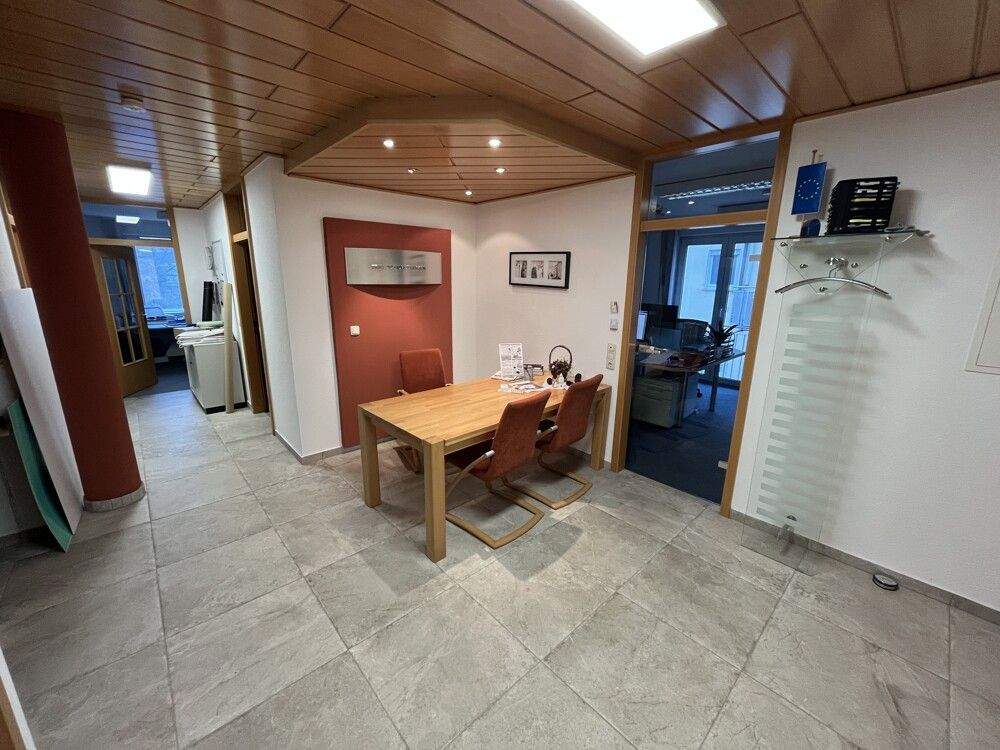 Immobilie in Grafenrheinfeld - Flexibles Wohnjuwel mit 4 Zimmern und Erweiterungspotenzial - 97506 Grafenrheinfeld - Bild 3