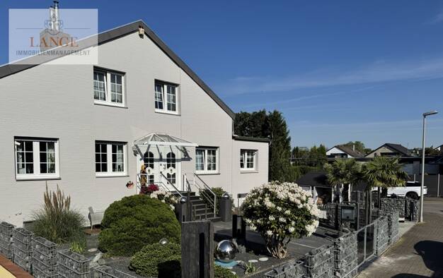 Mehrfamilienhaus zum Kauf 859.500 € 7 Zimmer 200 m² 567 m² Grundstück Isernhagen N.B. Isernhagen 30916