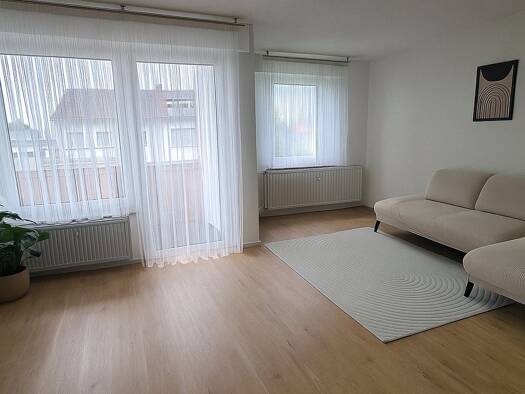 Wohnung zur Miete 1.300 € 4 Zimmer 74 m² Geschoss 1/2 frei ab sofort Weingarten 88250