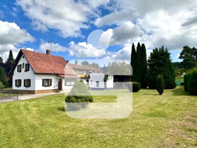 Einfamilienhaus zum Kauf 400.000 € 7,5 Zimmer 160 m² 2.834 m² Grundstück Ursulapoppenricht Hahnbach 92256