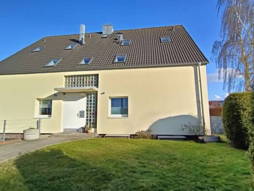 Maisonette zur Miete 950 € 2,5 Zimmer 93 m² Geschoss 2/2 frei ab sofort Schnelsen Hamburg 22457