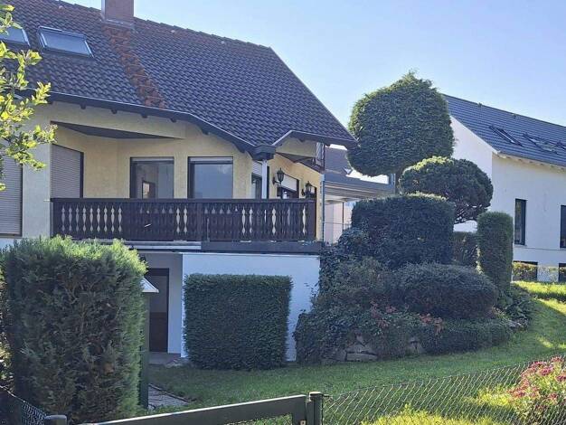 Einfamilienhaus zum Kauf provisionsfrei 595.595 € 6 Zimmer 182 m² 414 m² Grundstück Auf der Schanz 12 A Lengfeld würzburg 97076
