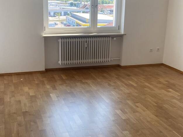 Wohnung zur Miete 519 € 2 Zimmer 47,8 m² 6. Geschoss frei ab 01.09.2026 Messerschmittstraße 2 Manching Manching 85077