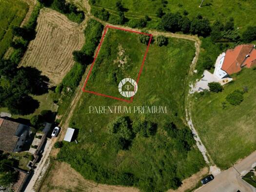 Grundstück zum Kauf 105.000 € 692 m² Grundstück Poreč