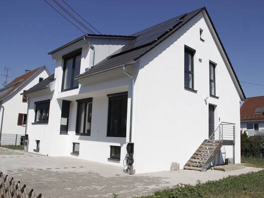 Wohnung zur Miete 970 € 3,5 Zimmer 96,7 m² Geschoss EG/2 frei ab 01.10.2026 Göhrenstraße 9 Rangendingen Rangendingen 72414