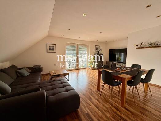 Wohnung zur Miete 950 € 3,5 Zimmer 110 m² 1. Geschoss frei ab 01.07.2026 Haselmühl Kümmersbruck 92245