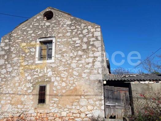 Haus zum Kauf 125.000 € 3 Zimmer 300 m² Sutomišćica