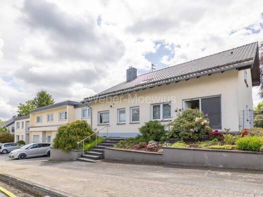 Mehrfamilienhaus zum Kauf 1.099.000 € 23 Zimmer 502,7 m² 2.720 m² Grundstück Much 53804