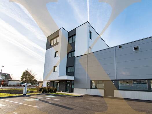 Büro zur Miete 1.953 € Pasching 4061