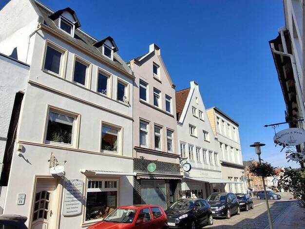 Stadthaus zum Kauf provisionsfrei 459.000 € 10 Zimmer 247 m² 232 m² Grundstück Glückstadt 25348