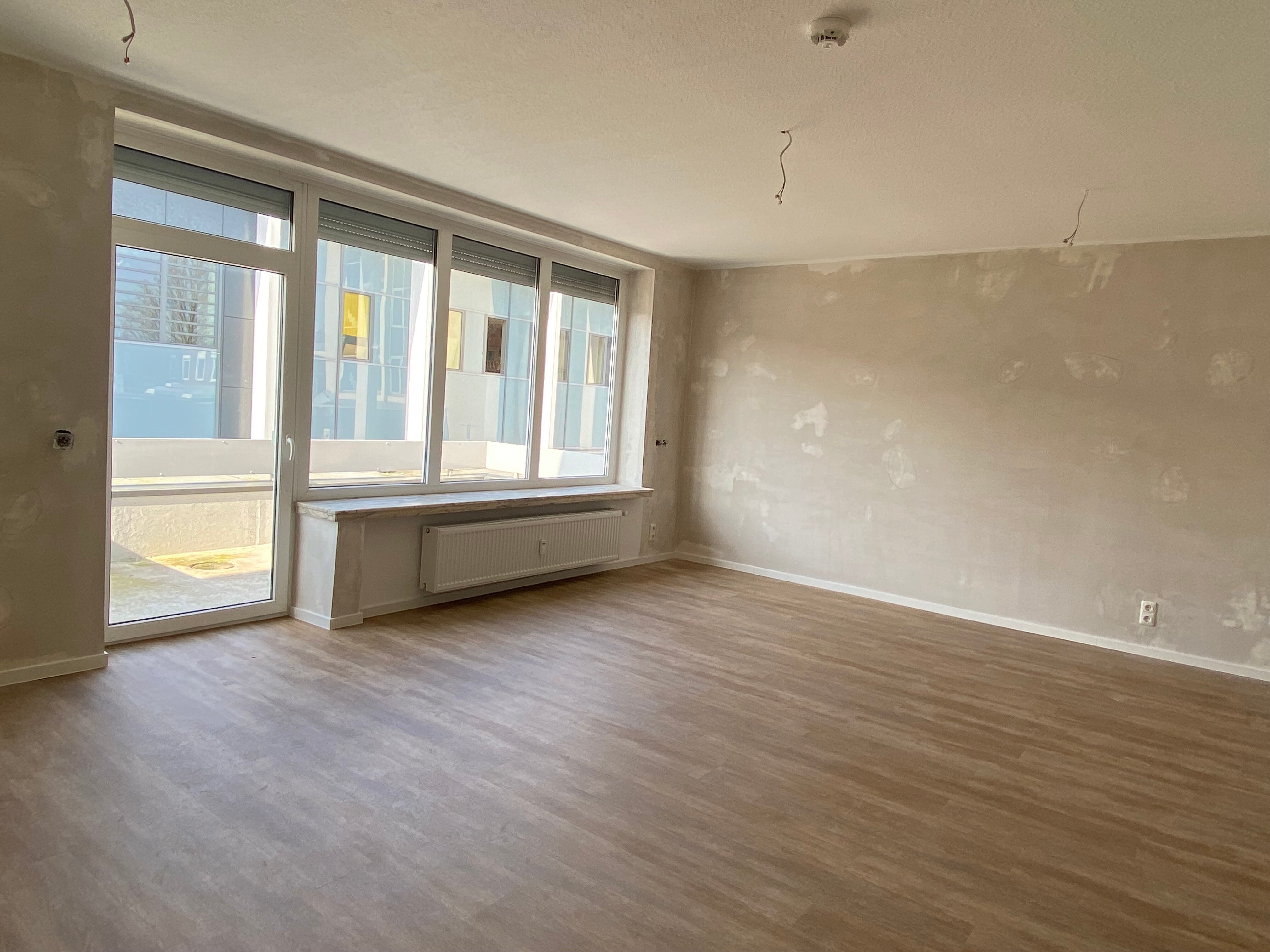 Wohnung zur Miete 975 € 3 Zimmer 107,1 m²<br/>Wohnfläche 1.<br/>Geschoss ab sofort<br/>Verfügbarkeit Marktplatz 15 Altenbauna Baunatal 34225