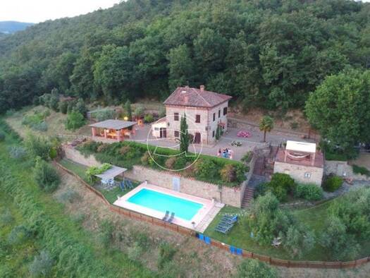 Einfamilienhaus zum Kauf 2.200.000 € 16 Zimmer 880 m² 40.000 m² Grundstück Subbiano