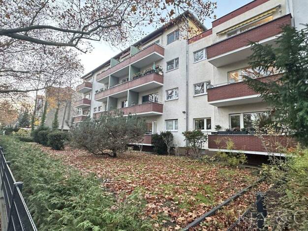 Wohnung zum Kauf 330.000 € 2,5 Zimmer 66 m² 2. Geschoss frei ab 01.01.2026 Lichterfelde Berlin 12207