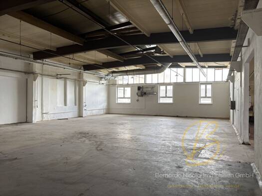 Produktionshalle zur Miete 5 € 534 m² Lagerfläche Ohorn 01896