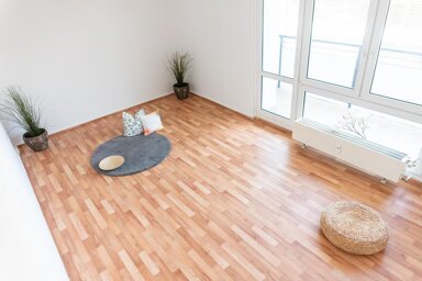 Wohnung zur Miete 315 € 2 Zimmer 56,5 m² 2. Geschoss Bahnhofstr. 74 Zentrum 015 Chemnitz 09111