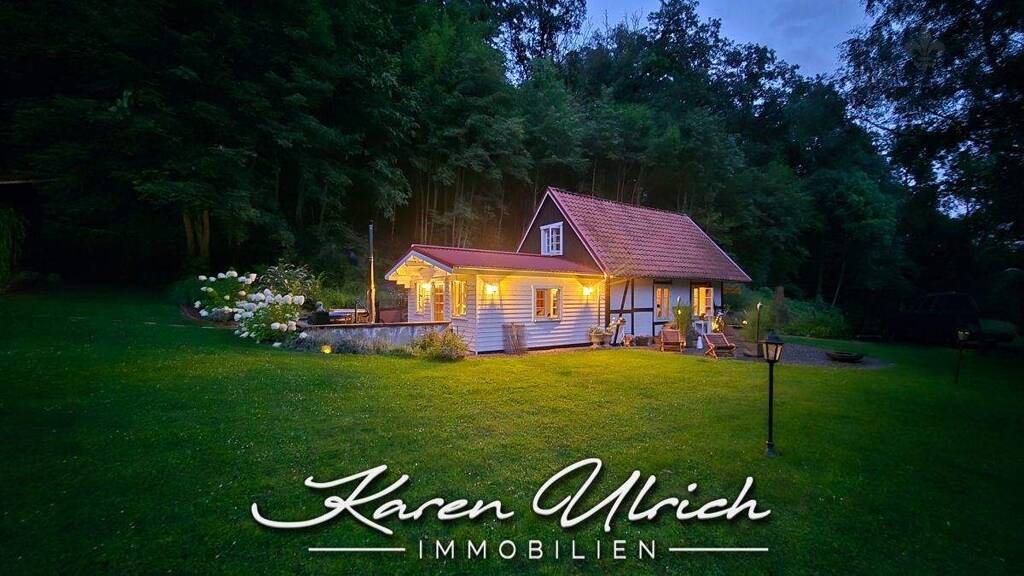 Einfamilienhaus zur Miete 950 € 3 Zimmer 83 m² 3.723 m² Grundstück Egge 31855