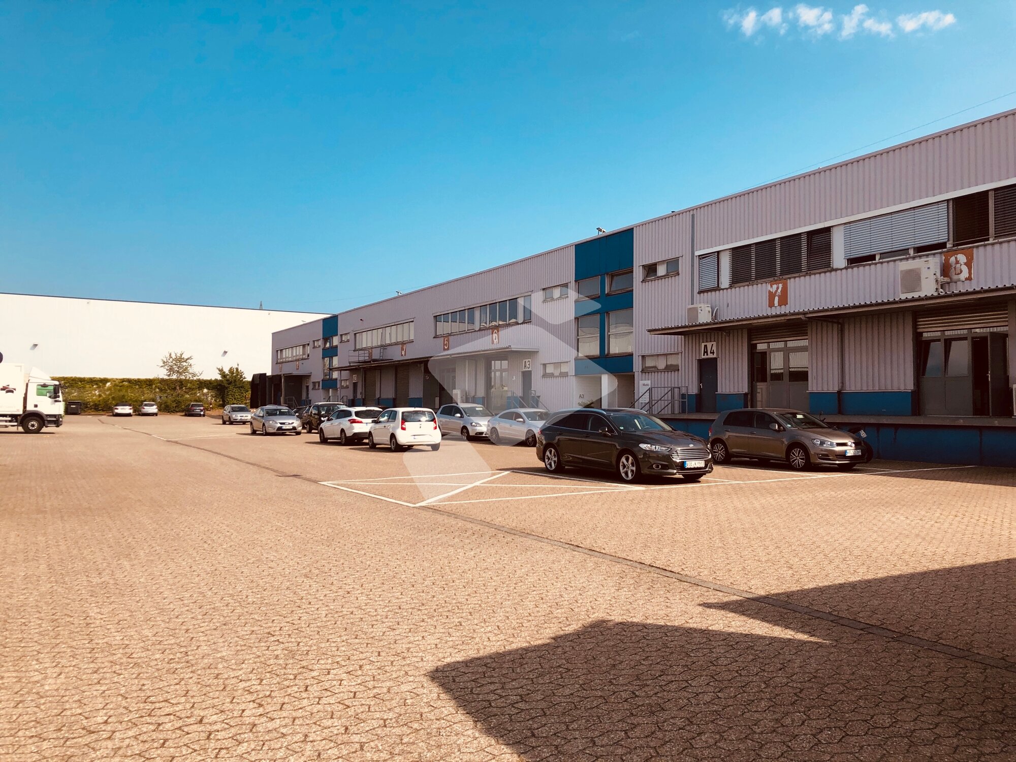 Bürofläche zur Miete provisionsfrei 8 € 823 m²<br/>Bürofläche ab 93 m²<br/>Teilbarkeit Tiefenbroich Ratingen 40880