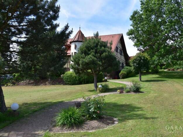 Einfamilienhaus zum Kauf 1.200.000 € 12 Zimmer 262 m² 3.000 m² Grundstück Schollbrunn 97852