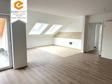 Wohnung zur Miete 1.396 € 4 Zimmer 116,4 m² Dachgeschoss, 4. Geschoss frei ab 01.06.2025 Dohnaer Straße 21 Heidenau 01809