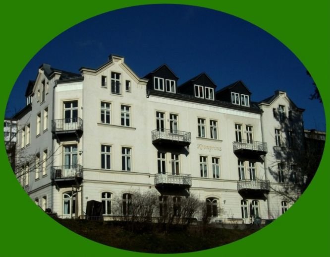 Wohnung zur Miete 600 € 3 Zimmer 89 m²<br/>Wohnfläche 3.<br/>Geschoss 01.02.2025<br/>Verfügbarkeit Bahnhofstr. 5 Bad Elster Bad Elster 08645