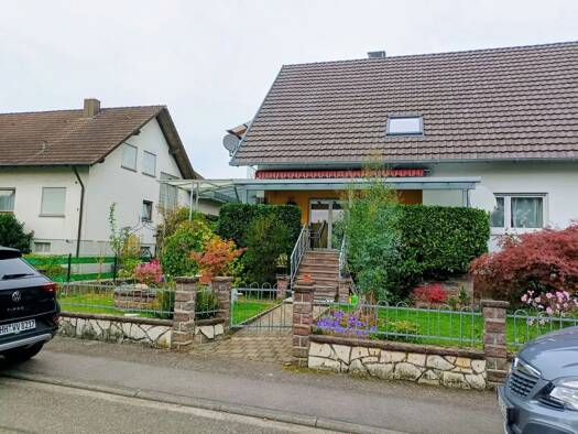 Mehrfamilienhaus zur Miete 2.200 € 6 Zimmer 170 m² 600 m² Grundstück frei ab 01.09.2026 Stadtgebiet Lichtenau 77839