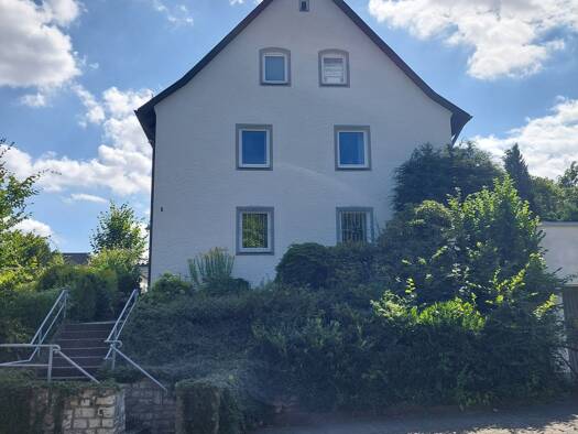 Wohnung zum Kauf 119.000 € 4 Zimmer 86 m² Geschoss 2/2 frei ab sofort Kulmbach Kulmbach 95326