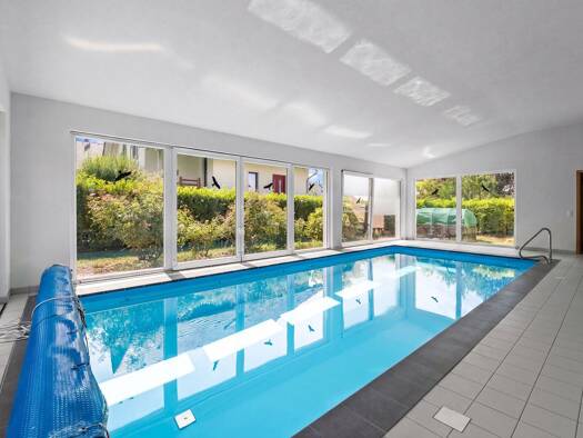 Einfamilienhaus zum Kauf 1.099.000 € 4 Zimmer 232,6 m² 1.049 m² Grundstück Britzingen Müllheim 79379