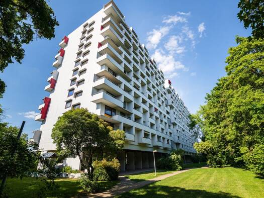 Wohnung zur Miete 836 € 2 Zimmer 67 m² 3. Geschoss frei ab 01.12.2026 Rostocker Straße 52 Bad Cannstatt Stuttgart 70376