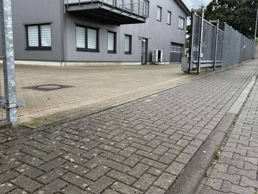 Wohnung zur Miete 1.100 € 5 Zimmer 100 m² frei ab sofort Gewerbepark Wasserwerk 14 Grefrath 47929