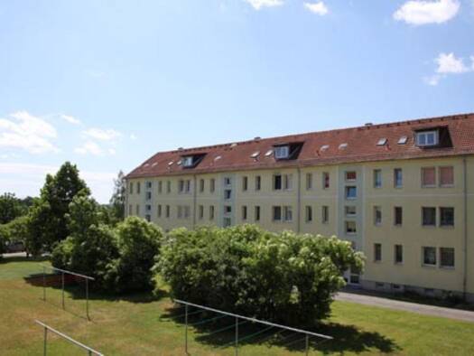 Wohnung zur Miete 290 € 3 Zimmer 56 m² Geschoss 1/3 frei ab sofort Mumsdorf Meuselwitz 04610