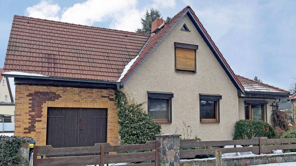 Provisionsfrei für den Käufer… Zauberhaftes Stadthaus zum Wachküssen