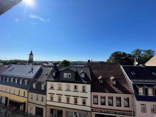 Wohnung zur Miete 320 € 2 Zimmer 57,8 m² Theaterstraße 53a Glauchau 08371