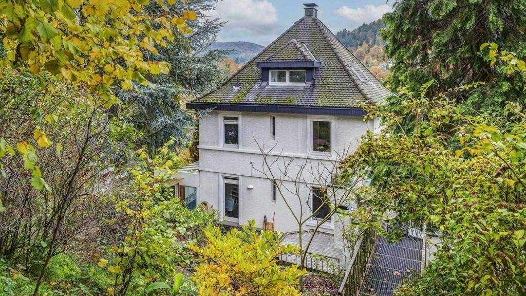 Villa zum Kauf 1.399.000 € 8 Zimmer 425,6 m² 1.600,1 m² Grundstück Lichtental Baden-Baden 76534