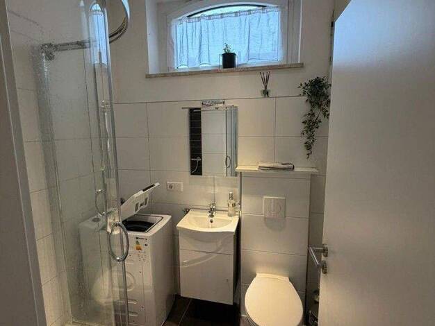 Studio zur Miete 300 € 1 Zimmer 40 m² 1. Geschoss frei ab sofort Poststr.16 Meerane 08393