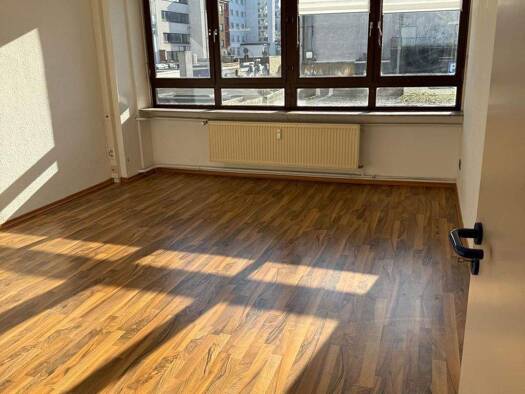 WG-Zimmer zur Miete 890 € 4 Zimmer 135 m² 1. Geschoss frei ab sofort Kaiserstr. 6 St Johann Saarbrücken 66111